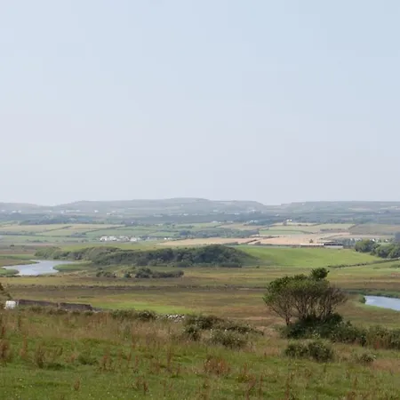 Grovemount House
