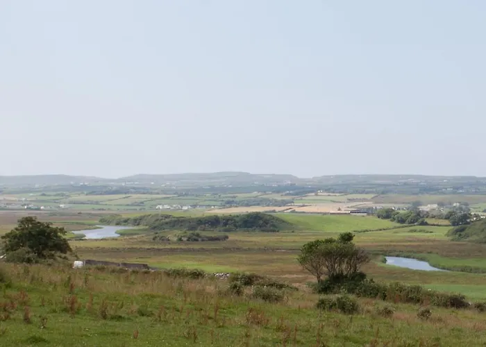 Grovemount House