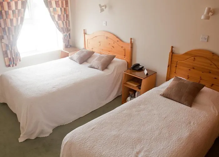 Guest house Grovemount House